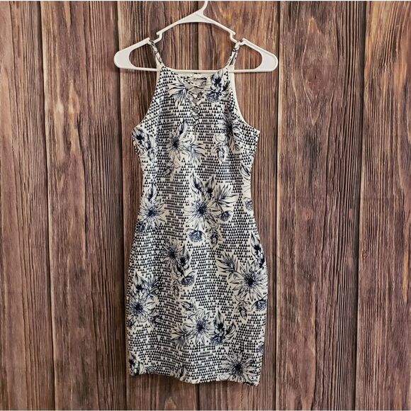 Guess Dress   - Picture 7 of 14